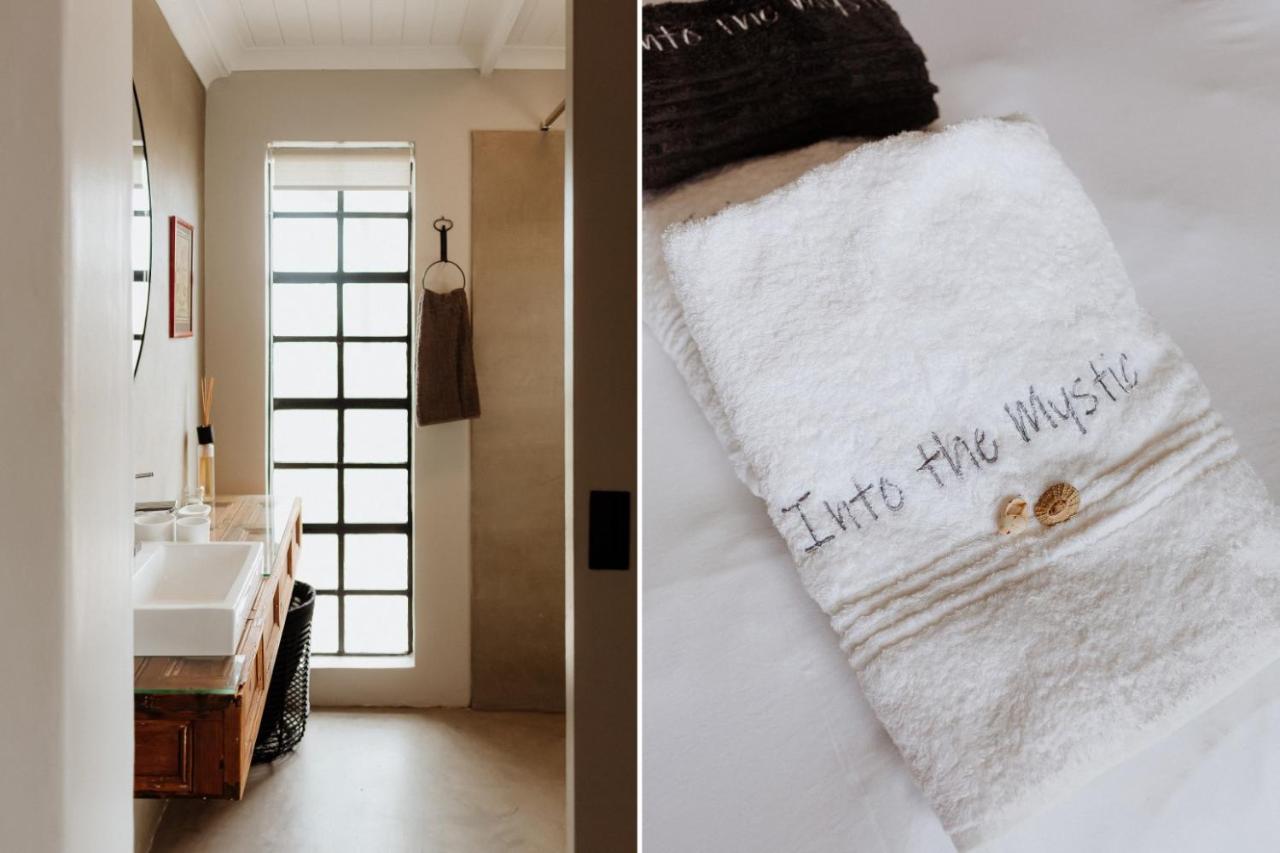 Into The Mystic Apartment Paternoster Luaran gambar